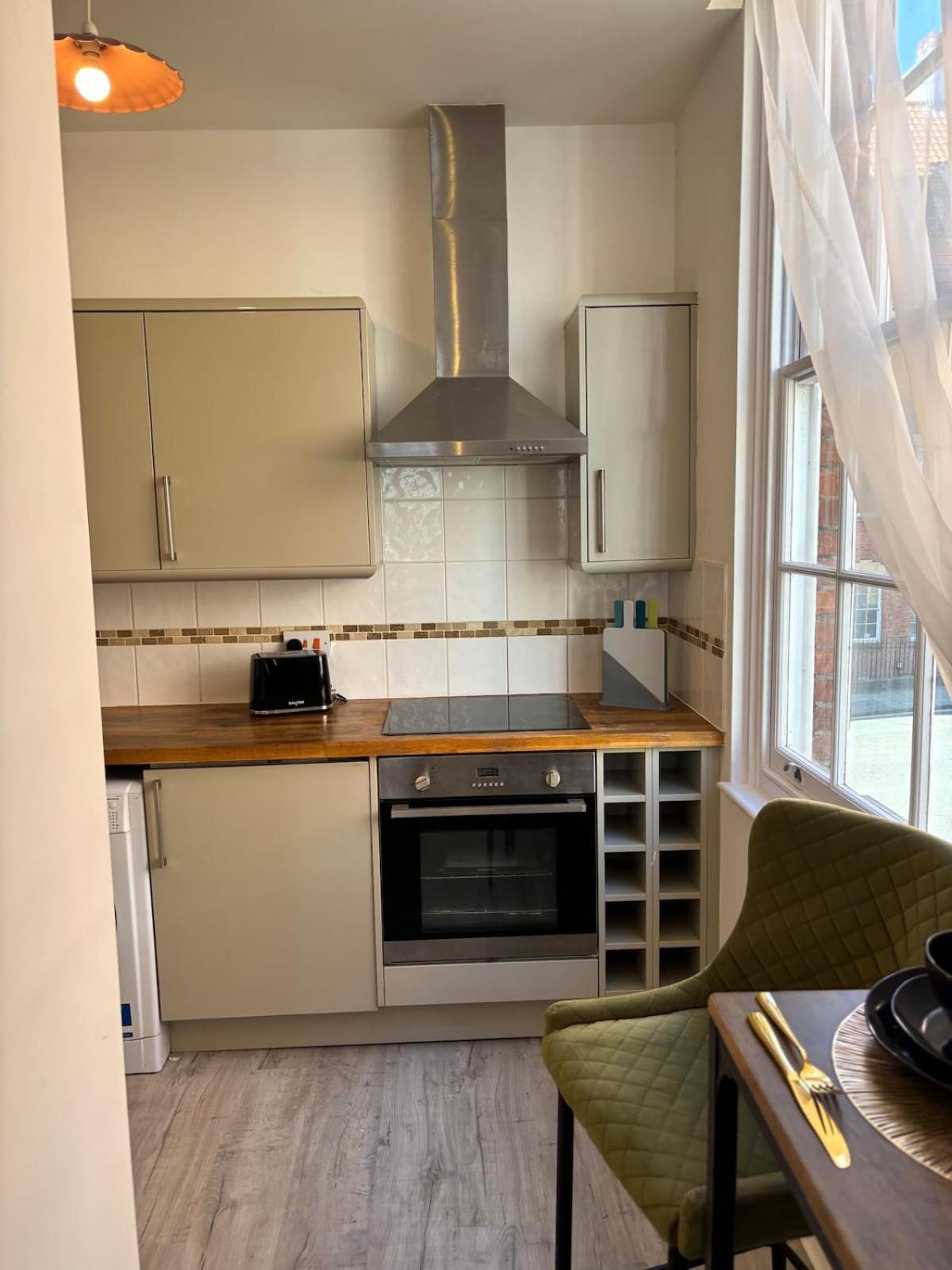 Apartment 7